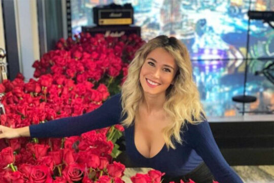 1000 rose a sorpresa per Diletta Leotta