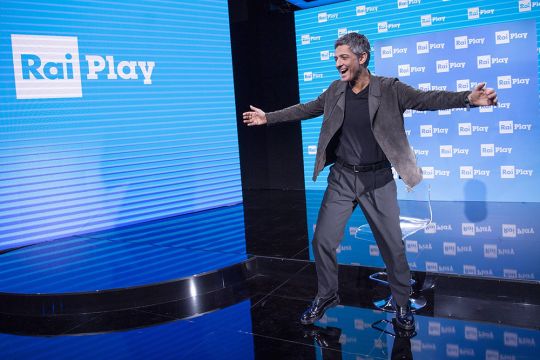 Fiorello al posto del TG1? Il comitato di redazione dice no