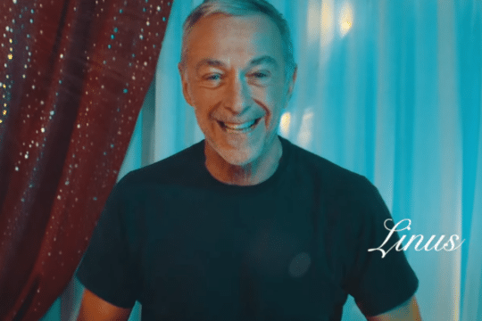 “It’s All About Love” è la nuova canzone di Natale di Deejay