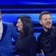 Alessandro Cattelan a sorpresa sul palco di Sanremo con Laura Pausini e Mika