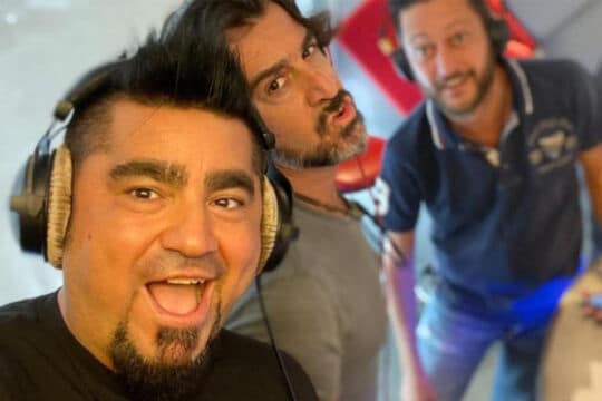 Lo Zoo di 105 non è in onda: “diretta sospesa fino a risoluzione problemi tecnici”