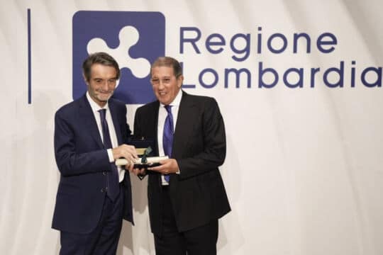 RTL 102.5 riceve il premio Rosa Camuna alla Festa della Lombardia