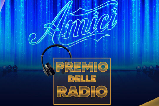 Finale di Amici: questa sera verrà assegnato anche il premio delle radio