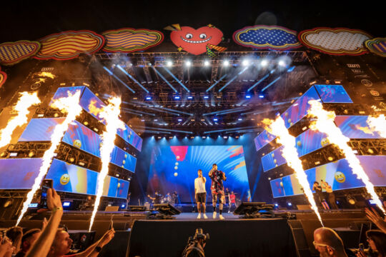 Love Mi: Fedez porta oltre 20.000 persone in Piazza Duomo