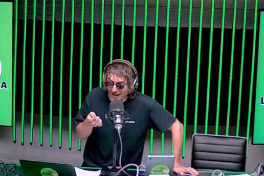 Cruciani a Radio Capital? Angelucci pensa alla radio e ha già qualche idea