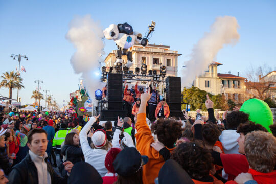 m2o e il Carnevale di Viareggio: una partnership confermata per il 2025