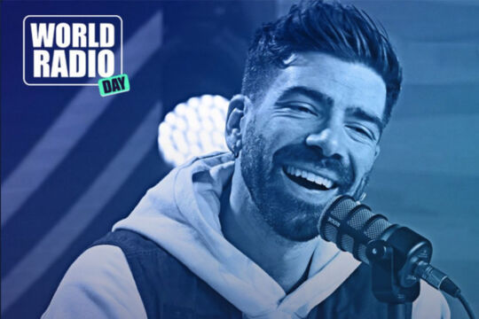 Gianluca Gazzoli al World Radio Day 2024: “Non mi prendevano in radio perché ero troppo normale”