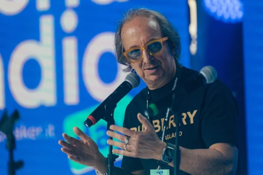 “La voce non cambia mai”: Roberto Ferrari al World Radio Day 2026