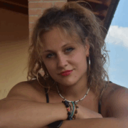 Nicholle Allevi