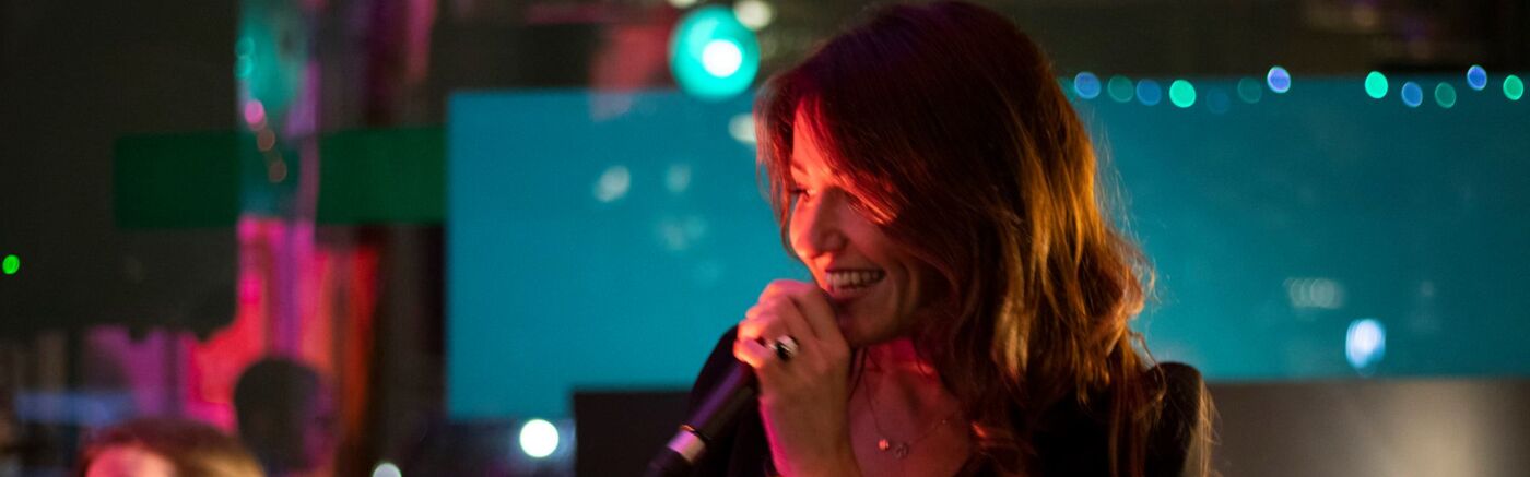 Veronica laura. Volino